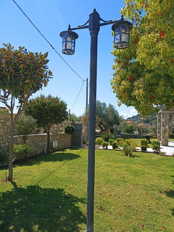 Seaside Retreat House Villa Paralia Sergoulas Bagian luar foto