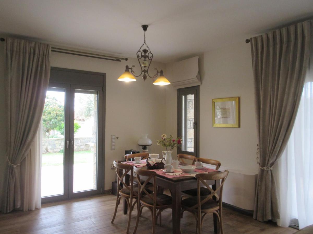 Seaside Retreat House Villa Paralia Sergoulas Bagian luar foto