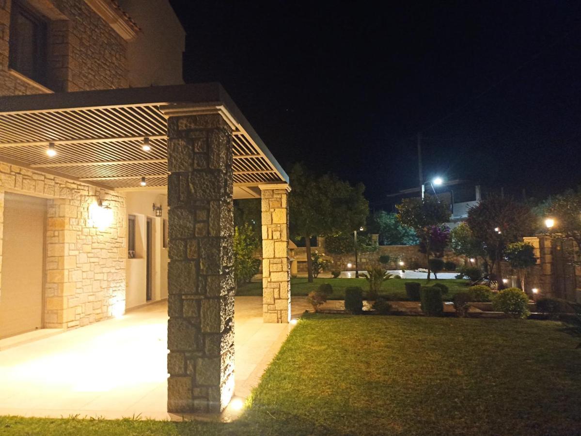 Seaside Retreat House Villa Paralia Sergoulas Bagian luar foto