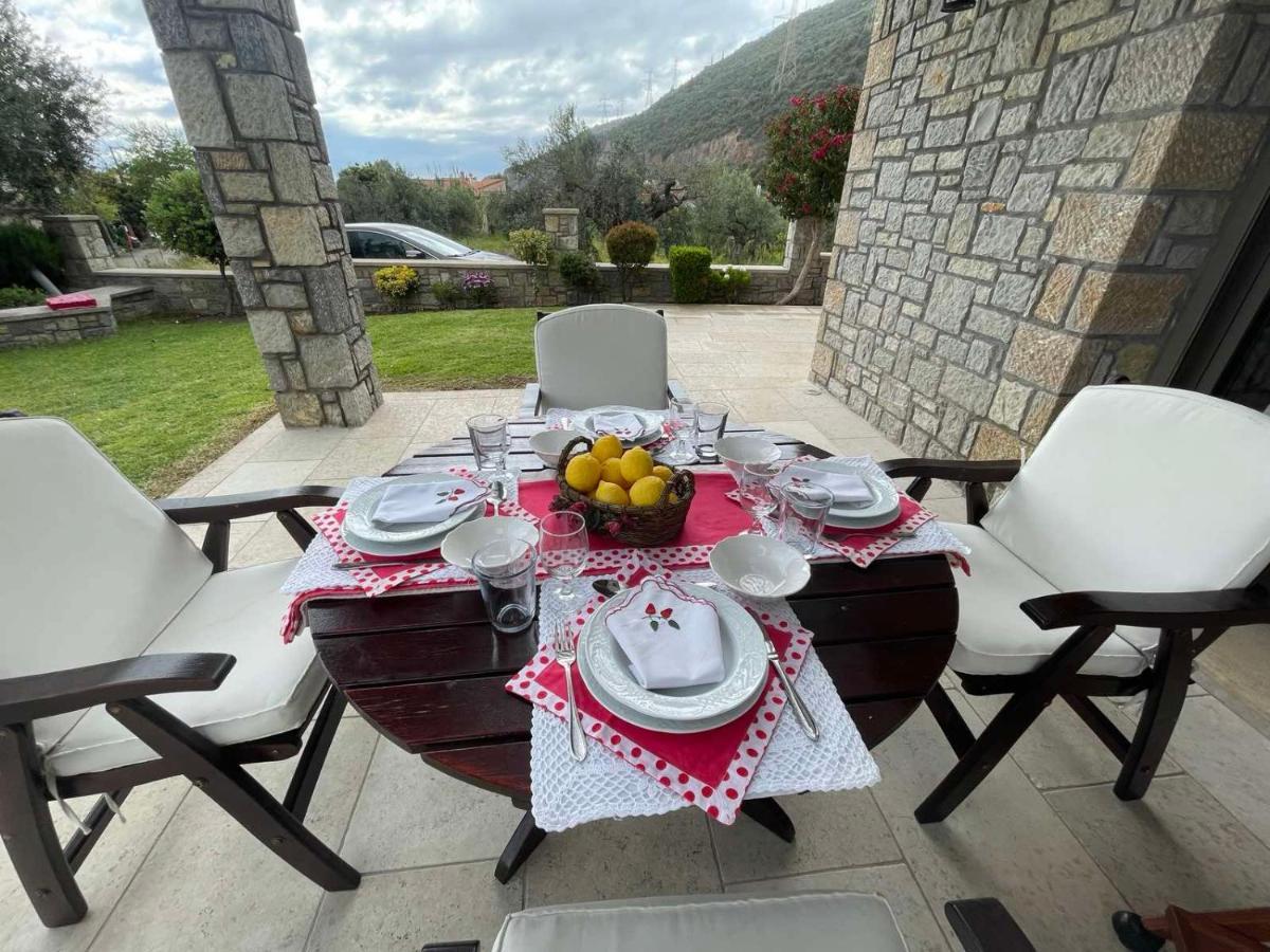 Seaside Retreat House Villa Paralia Sergoulas Bagian luar foto